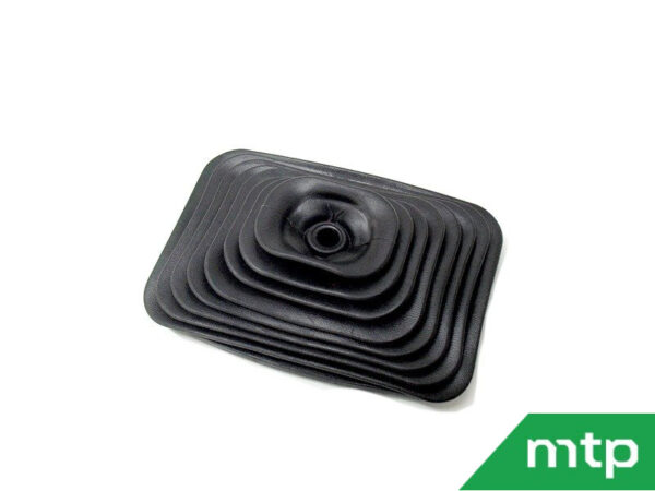 Cover gearshift Kubota GL