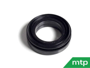 Rear axle seal Iseki TS
