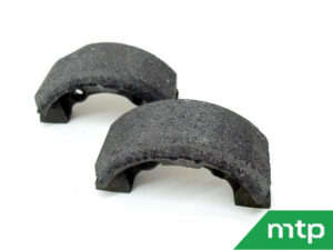 Brake pads Kubota B7000/7001