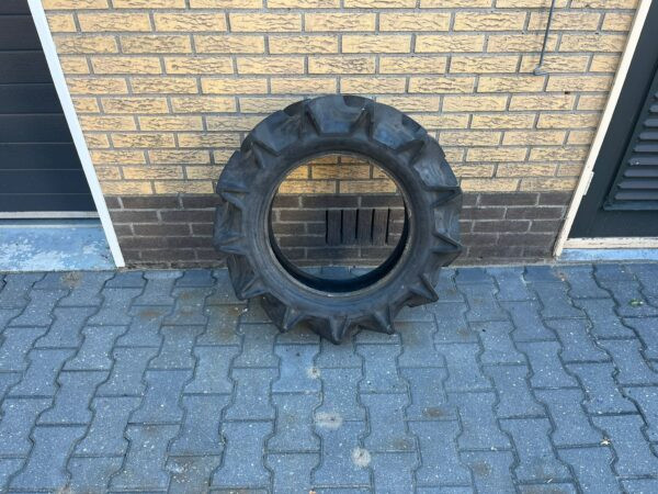 Tractor tire 8-18 used