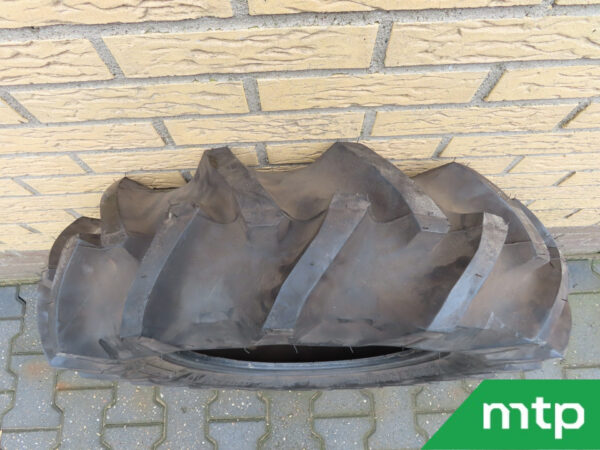 Tractor tire 9.5-18 used - Image 3