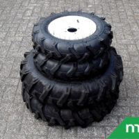 Set of tractor tires with rim - Image 2