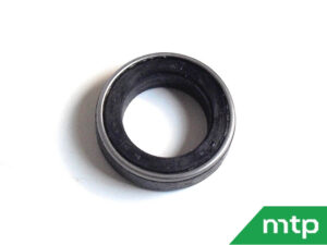 Front axle seal vertical Shibaura P/S/ST/SX
