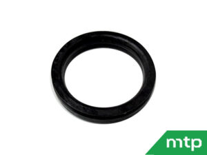 Front axle seal horizontal Iseki GEAS