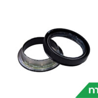 Front axle seal horizontal Iseki TL /Landhope TU/TU