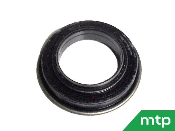 Front axle seal horizontal Iseki Landleader TA - Image 2