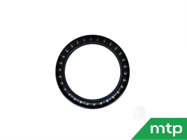 Front axle seal Yanmar YM1500/1510 horizontal - Image 3