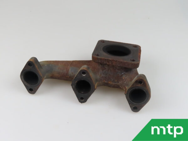 Exhaust manifold Shibaura SX24 used - Image 2