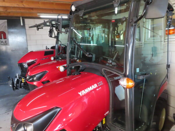 Lochmann cabinedeur Yanmar SA Links eerste montage - Image 3